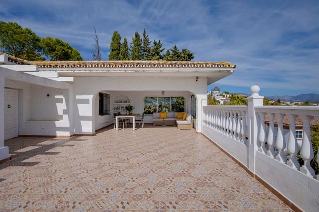 5 camera da letto Villa in vendita in Torrenueva, Mijas con piscina garage - 1.100.000 € (Rif: 9658425)