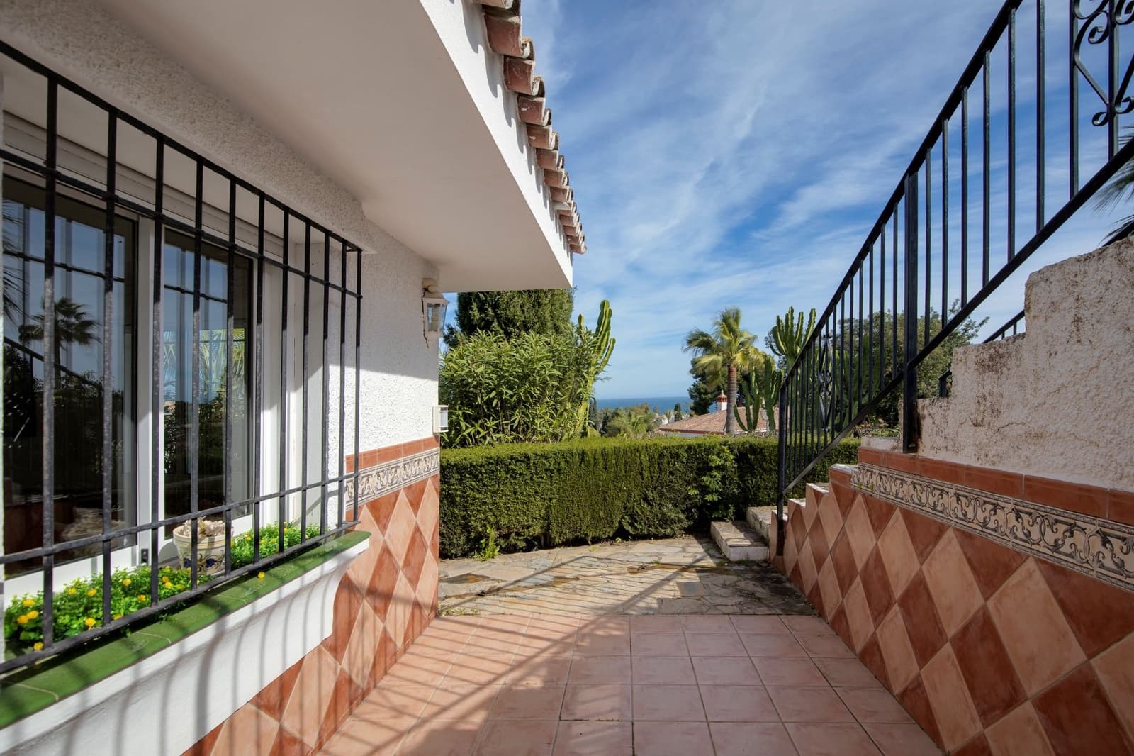 5 Zimmer Villa zu verkaufen in Torrenueva mit Pool Garage - 1.100.000 € (Ref: 9658425)