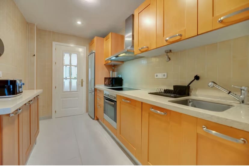 Apartamento de 2 habitaciones en Los Arqueros en venta con piscina garaje - 425.000 € (Ref: 9670130)