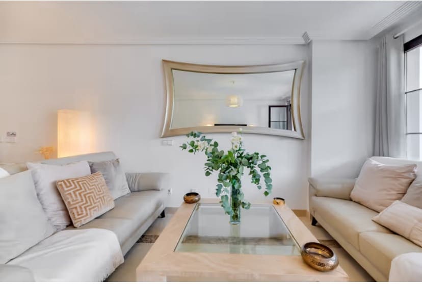 Apartamento de 2 habitaciones en Los Arqueros en venta con piscina garaje - 425.000 € (Ref: 9670130)