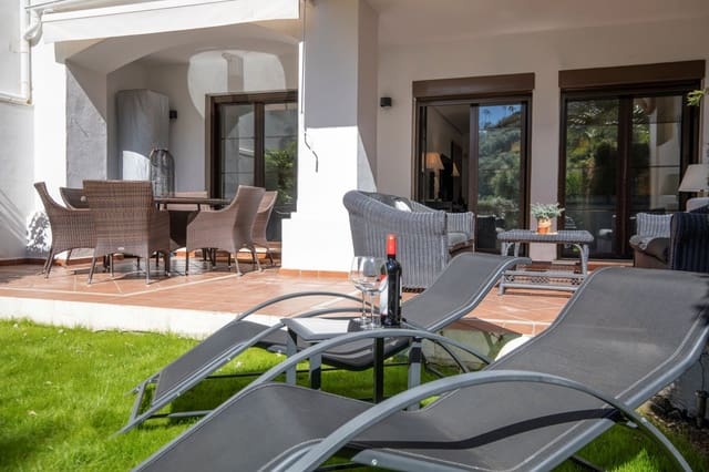 2 bedroom Apartment for sale in Los Arqueros, Benahavís with pool garage - € 425,000 (Ref: 9670130)