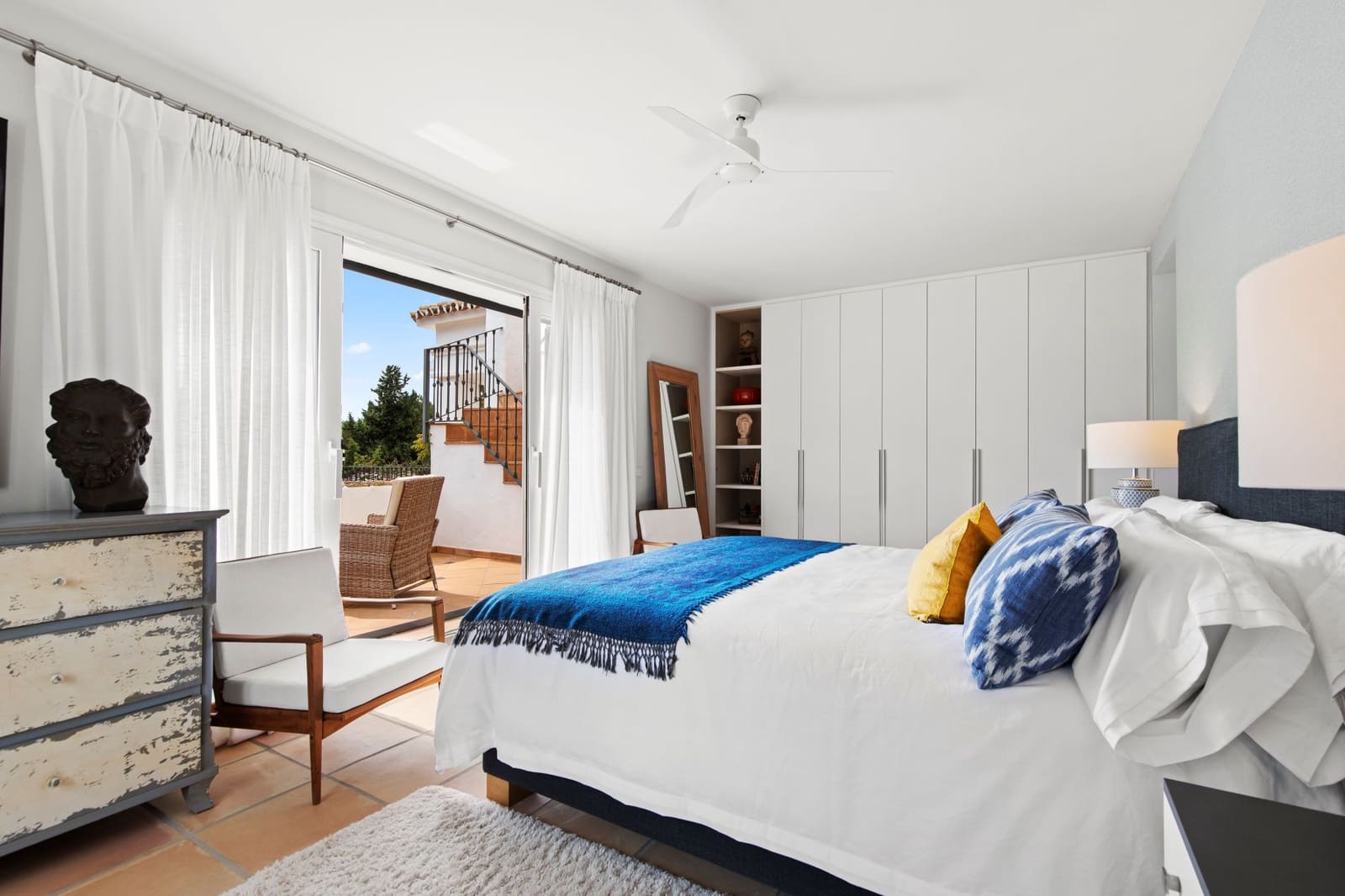 5 makuuhuone Huvila myytävänä paikassa Golden Mile mukana uima-altaan 
autotalli - 4 850 000 € (Ref: 9694872)