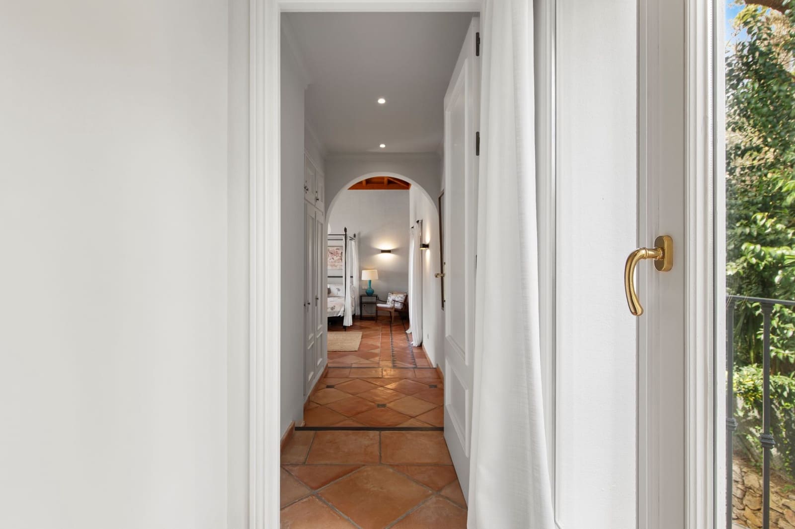 5 makuuhuone Huvila myytävänä paikassa Golden Mile mukana uima-altaan 
autotalli - 4 850 000 € (Ref: 9694872)