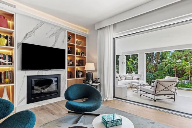 5 makuuhuone Huvila myytävänä paikassa Nagüeles Alto, Marbella mukana uima-altaan 
autotalli - 4 850 000 € (Ref: 9694872)