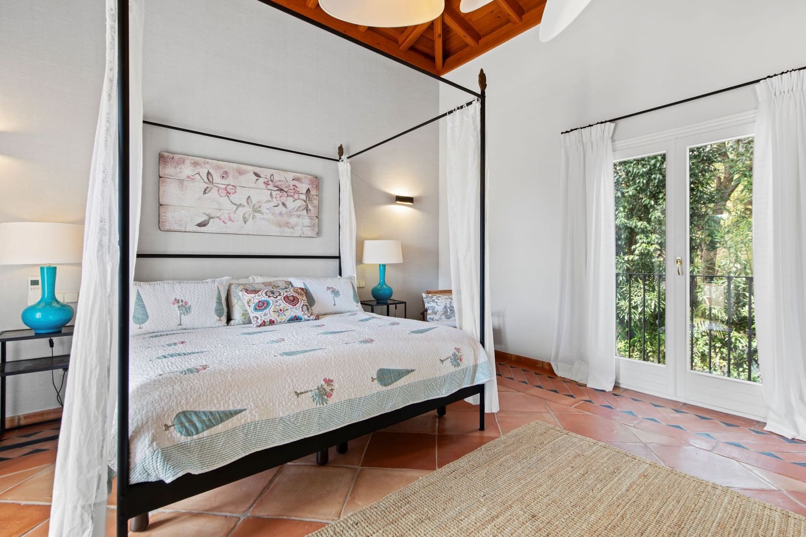 5 makuuhuone Huvila myytävänä paikassa Golden Mile mukana uima-altaan 
autotalli - 4 850 000 € (Ref: 9694872)