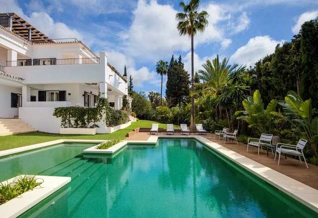 5 makuuhuone Huvila myytävänä paikassa Nagüeles Alto, Marbella mukana uima-altaan 
autotalli - 4 850 000 € (Ref: 9694872)