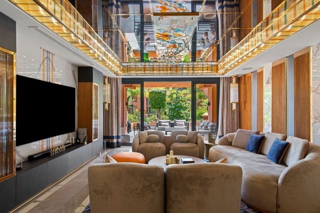 2 quarto Apartamento para venda em Puerto Banus, Marbella com piscina garagem - 2 200 000 € (Ref: 9761744)