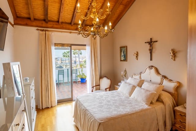 Local Commercial à vendre à Arenal, Séville ville - 9 500 000 € (Ref: 9796901)