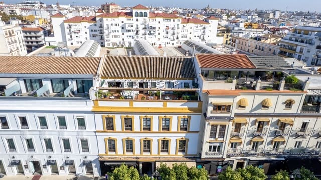 Local Commercial à vendre à Arenal, Séville ville - 9 500 000 € (Ref: 9796901)