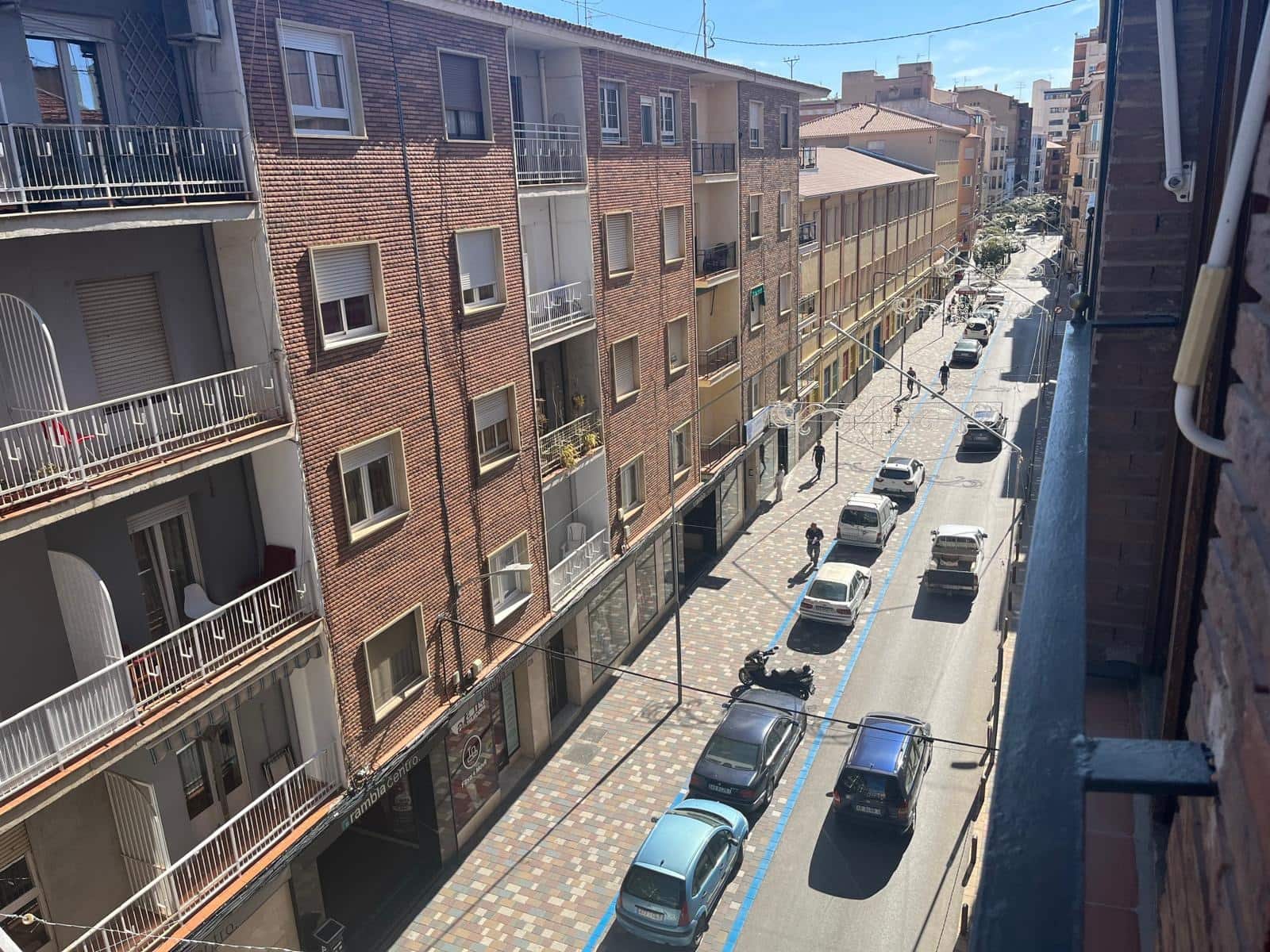 3 soveværelse Lejlighed til salg i Almansa med garage - € 95.000 (Ref: 8886432)