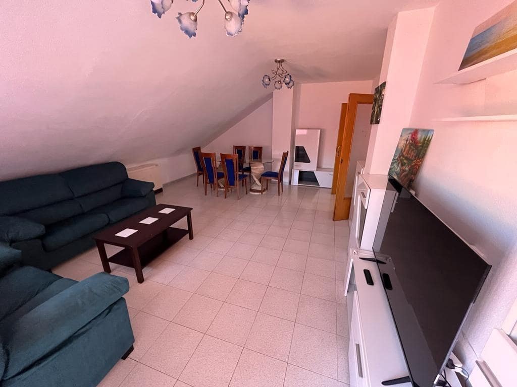 4 soveværelse Lejlighed til salg i Almansa med garage - € 130.000 (Ref: 8886435)