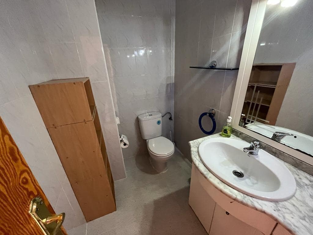 4 soveværelse Lejlighed til salg i Almansa med garage - € 130.000 (Ref: 8886435)