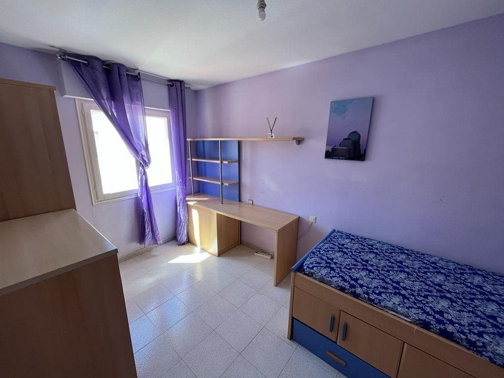 4 soveværelse Lejlighed til salg i Almansa med garage - € 130.000 (Ref: 8886435)