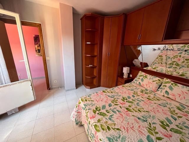 4 soveværelse Lejlighed til salg i Almansa med garage - € 130.000 (Ref: 8886435)