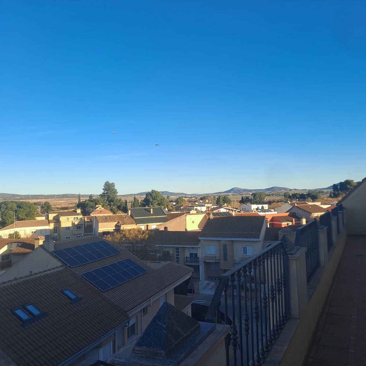 Piso de 5 habitaciones en Almansa en venta con garaje - 320.000 € (Ref: 8886457)