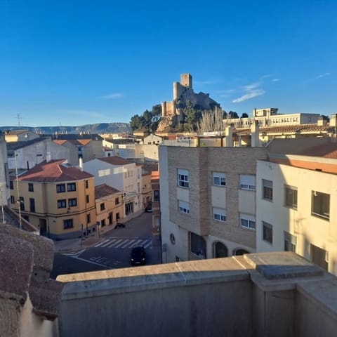 5 chambre Appartement à vendre à Almansa avec garage - 320 000 € (Ref: 8886457)
