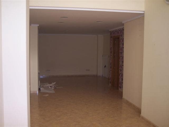 Erhverv til salg i Almansa - € 40.000 (Ref: 8886473)