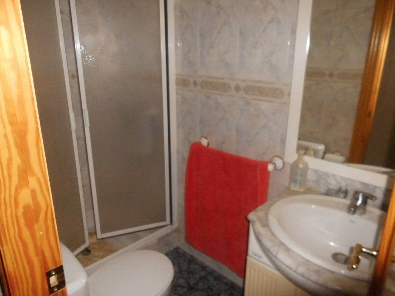 4 soveværelse Lejlighed til salg i Almansa med garage - € 85.000 (Ref: 8886489)