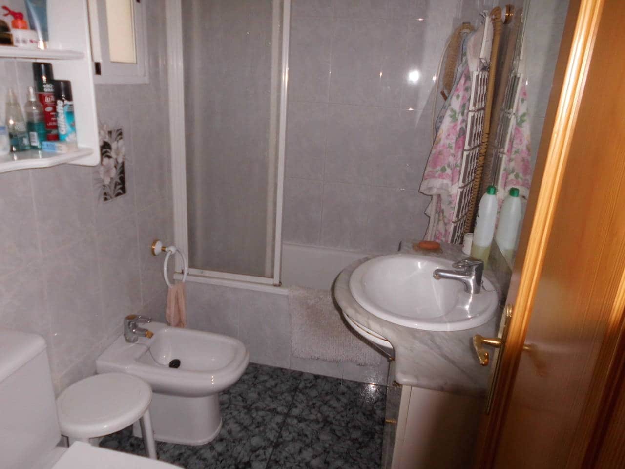 4 soveværelse Lejlighed til salg i Almansa med garage - € 85.000 (Ref: 8886489)