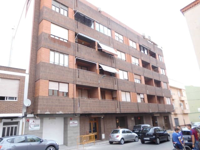 4 sovrum Lägenhet till salu i Almansa med garage - 85 000 € (Ref: 8886489)