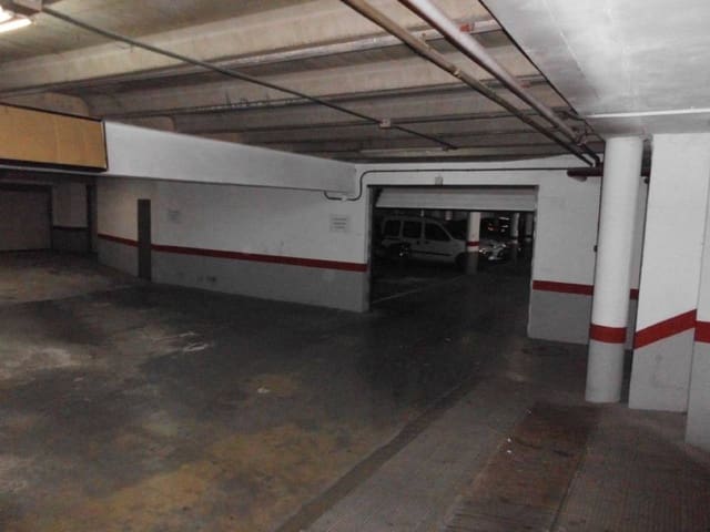 Garage til salg i Almansa - € 11.000 (Ref: 8886520)