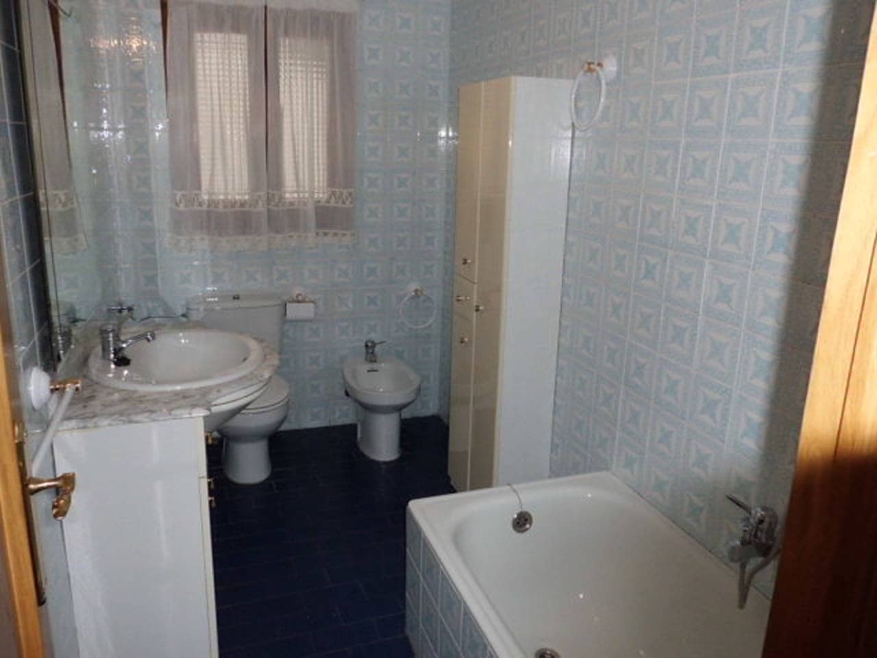 4 makuuhuone Asunto myytävänä paikassa Almansa - 72 000 € (Ref: 8886548)