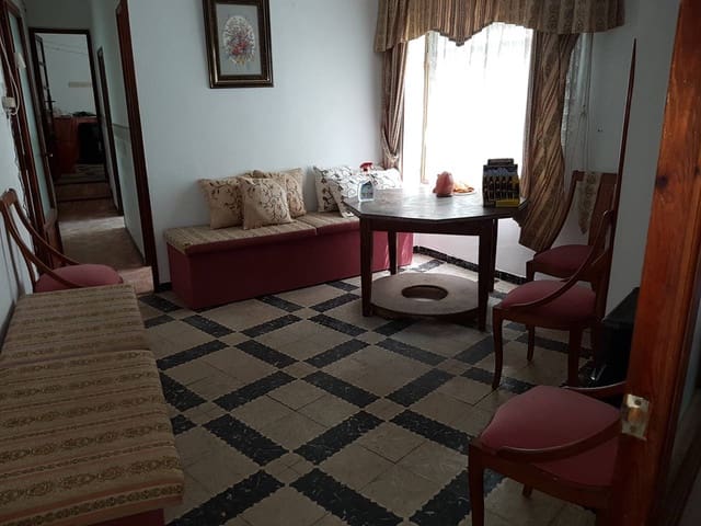 4 sovrum Hus till salu i Almansa - 55 000 € (Ref: 8886556)