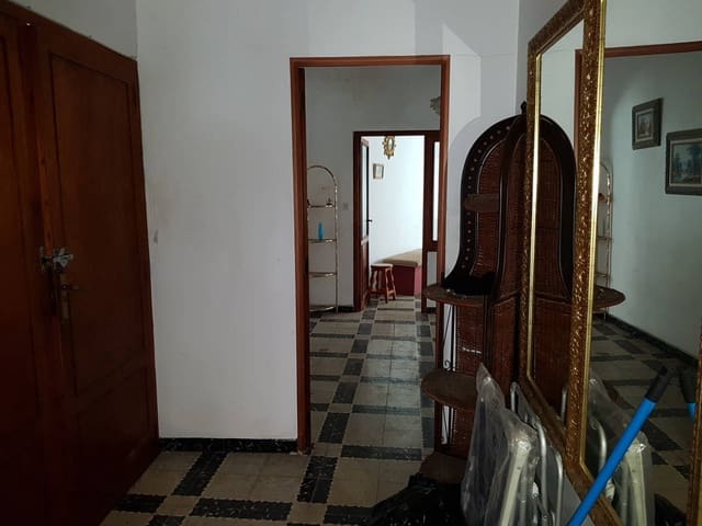 4 sovrum Hus till salu i Almansa - 55 000 € (Ref: 8886556)