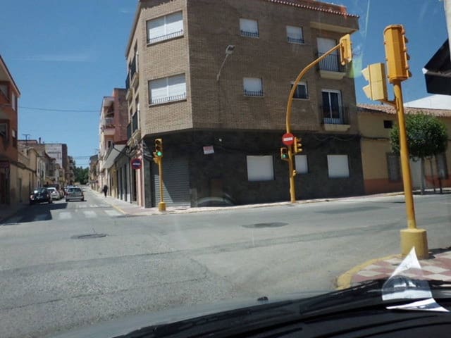 3 makuuhuone Huoneisto myytävänä paikassa Almansa - 220 000 € (Ref: 8886565)