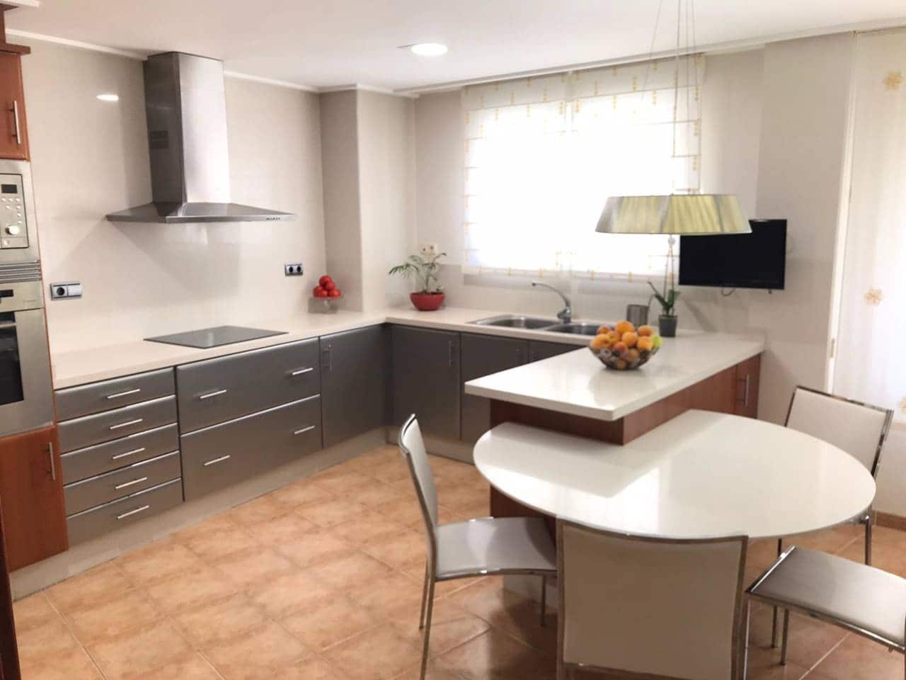 5 soveværelse Lejlighed til salg i Almansa - € 345.000 (Ref: 8886577)