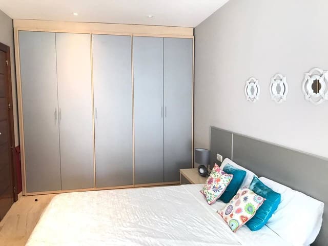 5 makuuhuone Huoneisto myytävänä paikassa Almansa - 345 000 € (Ref: 8886577)