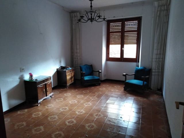 3 sovrum Hus till salu i Almansa med garage - 85 000 € (Ref: 8886591)