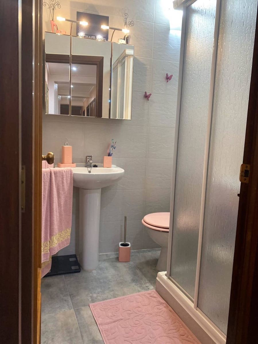 3 soveværelse Lejlighed til salg i Almansa med garage - € 69.000 (Ref: 8886604)