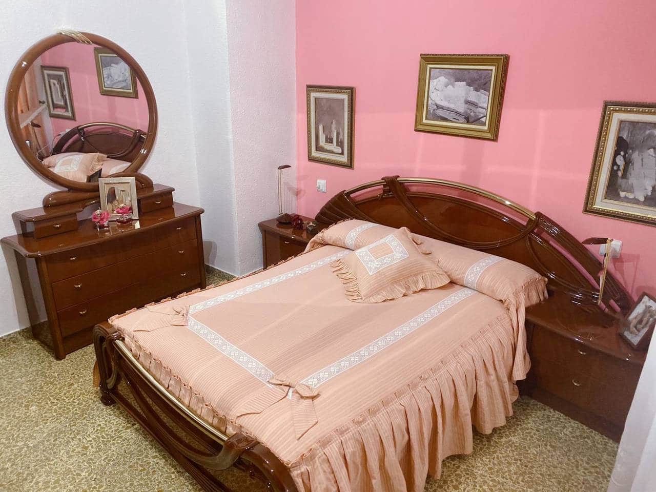 3 soveværelse Lejlighed til salg i Almansa med garage - € 69.000 (Ref: 8886604)