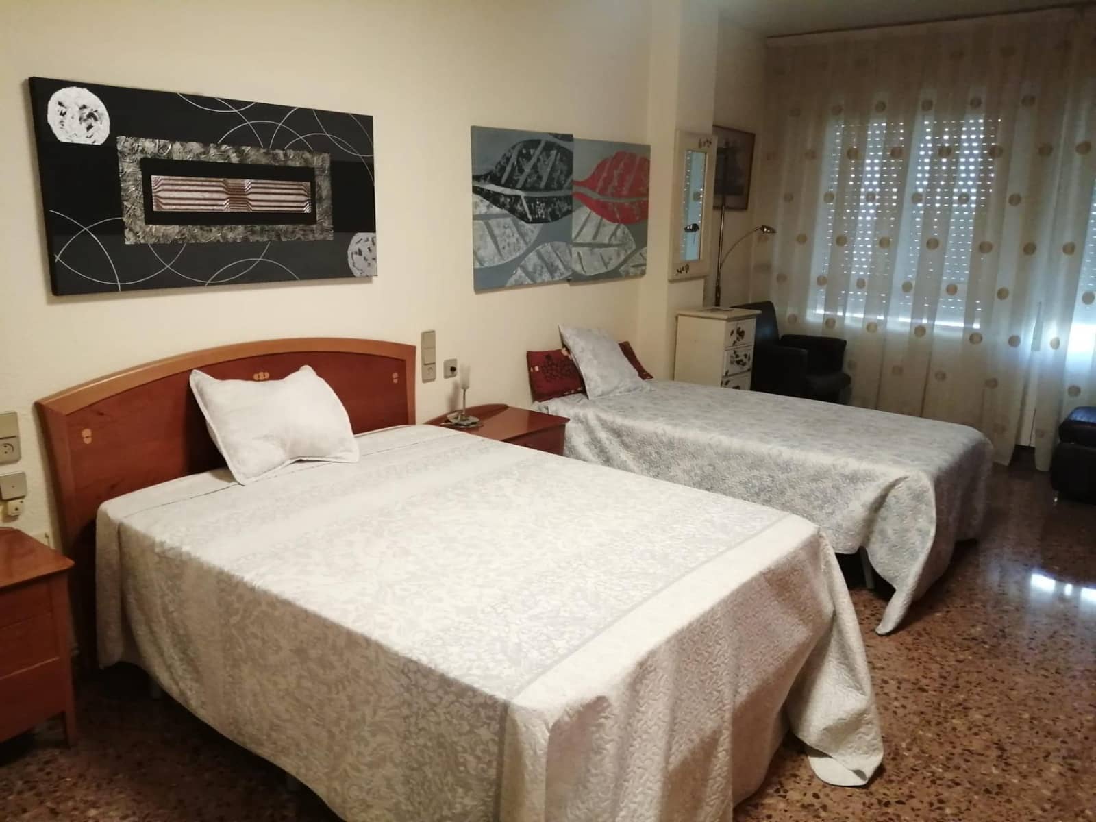 5 bedroom Flat for sale in Almansa with garage - € 160,000 (Ref: 8886614)