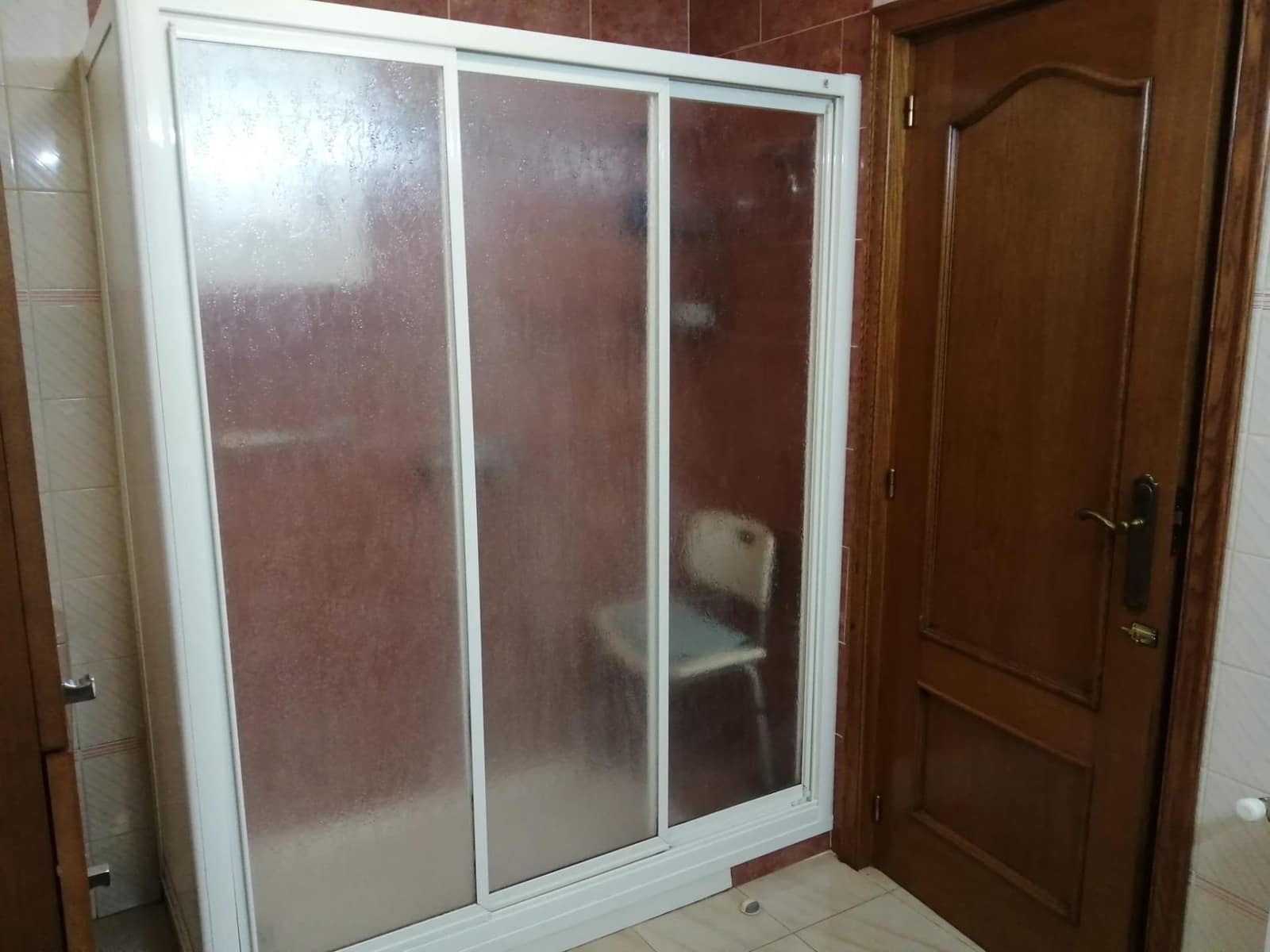 5 bedroom Flat for sale in Almansa with garage - € 160,000 (Ref: 8886614)