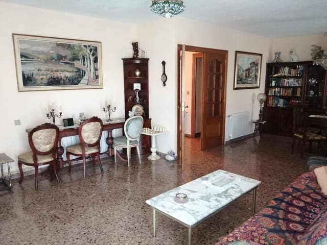 5 soveværelse Lejlighed til salg i Almansa med garage - € 160.000 (Ref: 8886614)