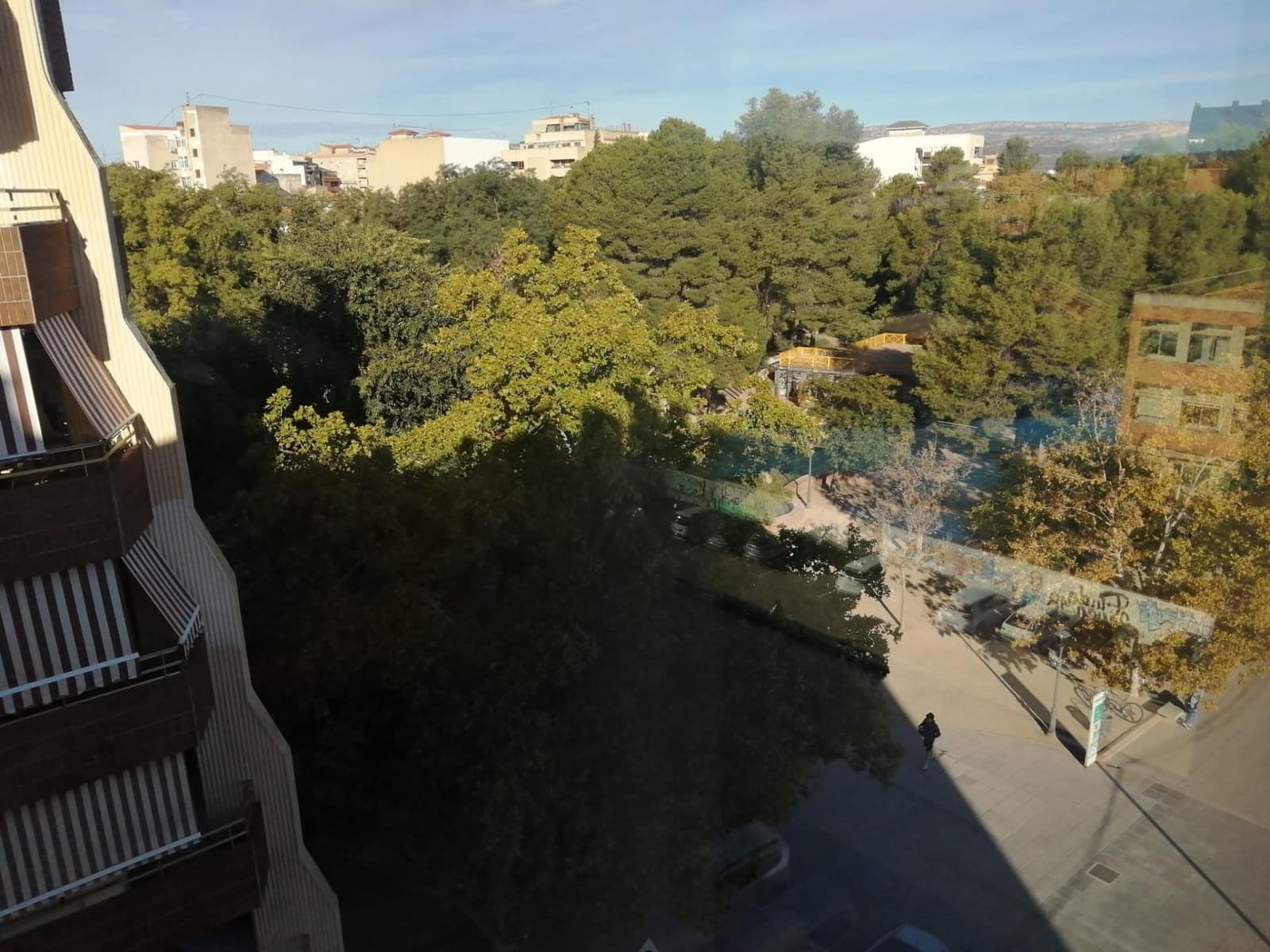 5 bedroom Flat for sale in Almansa with garage - € 160,000 (Ref: 8886614)