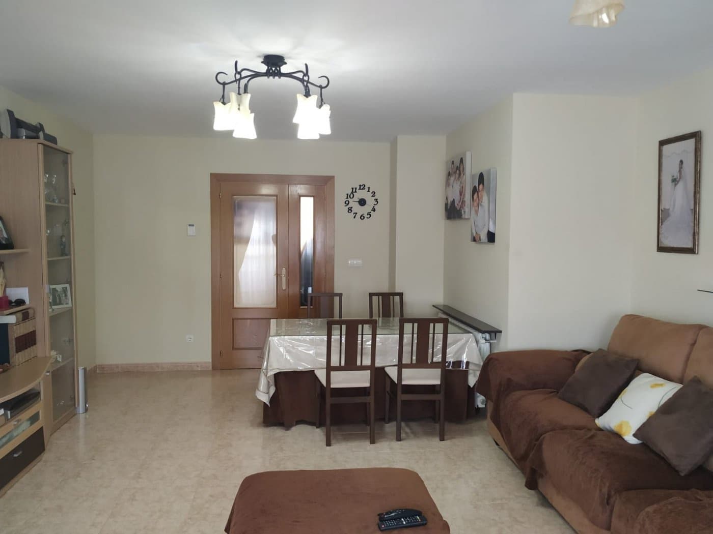 3 bedroom Flat for sale in Almansa with garage - € 119,000 (Ref: 8886616)