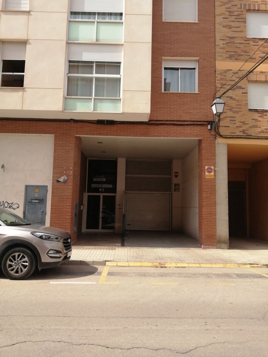 Garage til salg i Almansa - € 10.000 (Ref: 8886618)