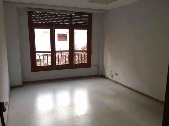 Kontor til salg i Almansa - € 90.000 (Ref: 8886635)