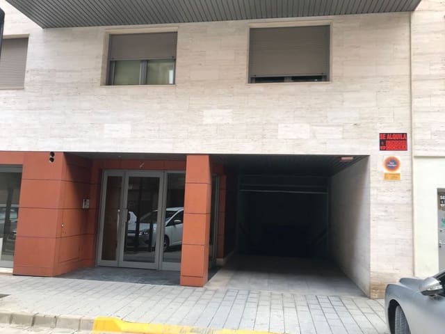 Garage à vendre à Almansa - 9 000 € (Ref: 8886656)