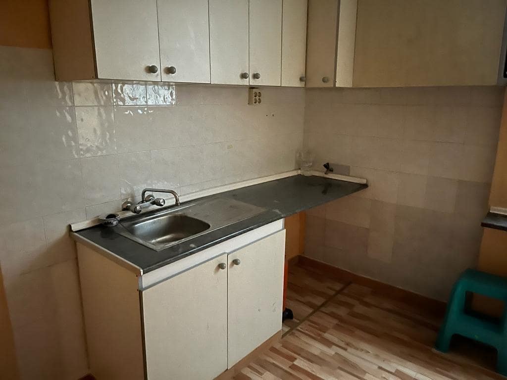 2 soveværelse Lejlighed til salg i Almansa - € 50.000 (Ref: 8886658)