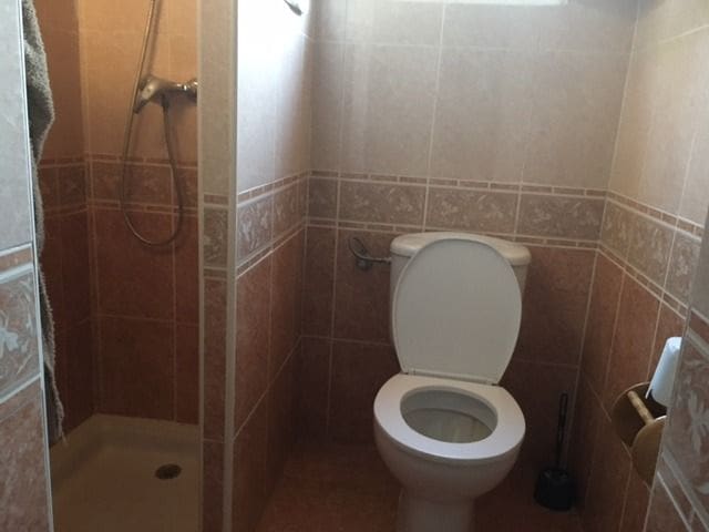 6 soveværelse Villa til salg i Almansa med swimmingpool - € 115.000 (Ref: 8886661)