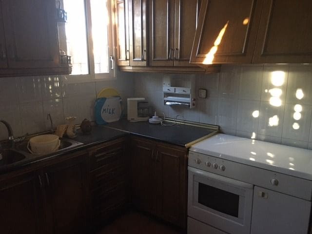 6 soveværelse Villa til salg i Almansa med swimmingpool - € 115.000 (Ref: 8886661)