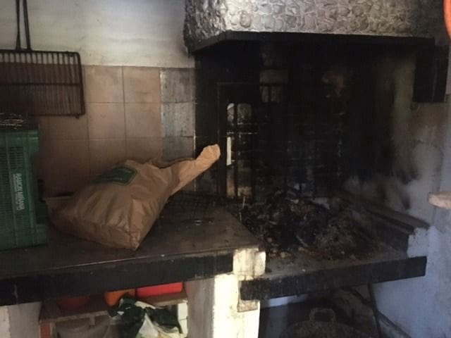 6 soveværelse Villa til salg i Almansa med swimmingpool - € 115.000 (Ref: 8886661)