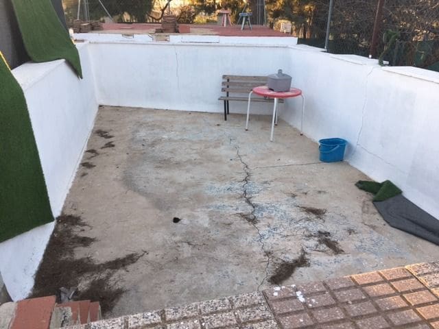 6 soveværelse Villa til salg i Almansa med swimmingpool - € 115.000 (Ref: 8886661)