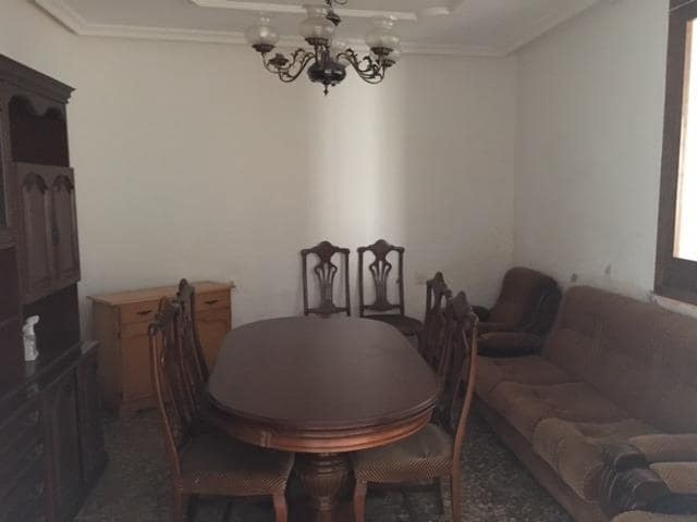 4 quarto Apartamento para venda em Almansa - 38 000 € (Ref: 8886669)
