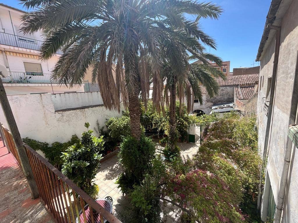 8 chambre Maison de Ville à vendre à Almansa avec garage - 195 000 € (Ref: 8886671)