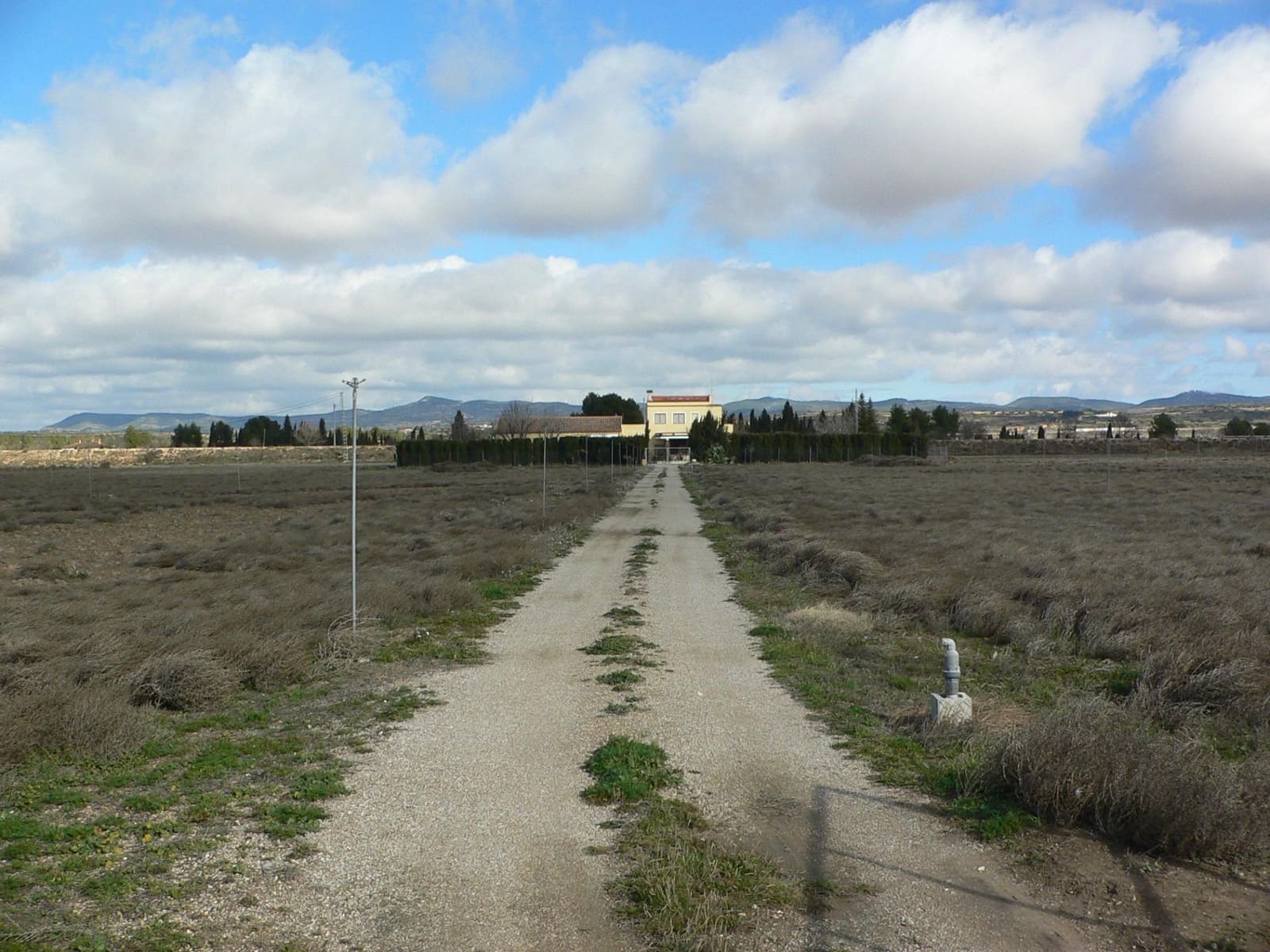 4 soveværelse Villa til salg i Almansa - € 350.000 (Ref: 8886673)